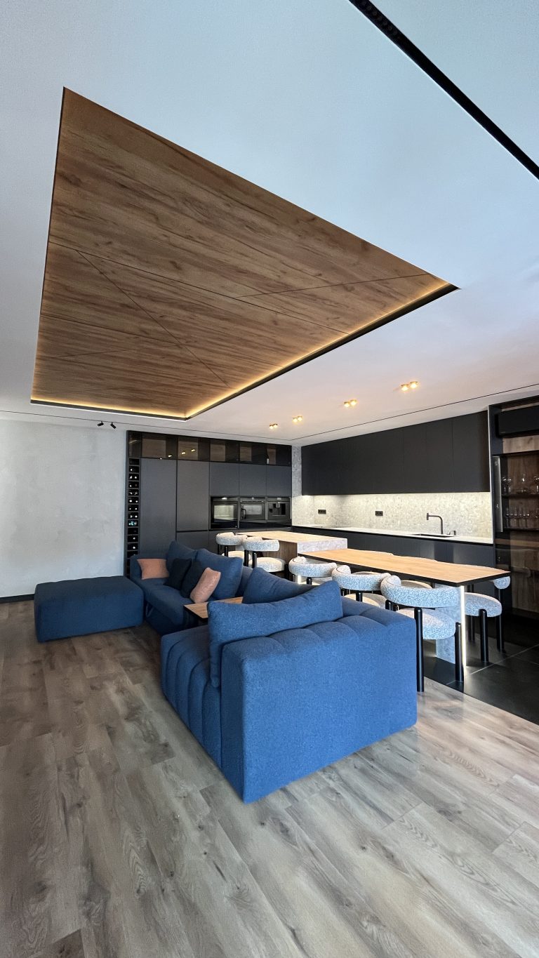 Съвременна кухня с изчистен дизайн